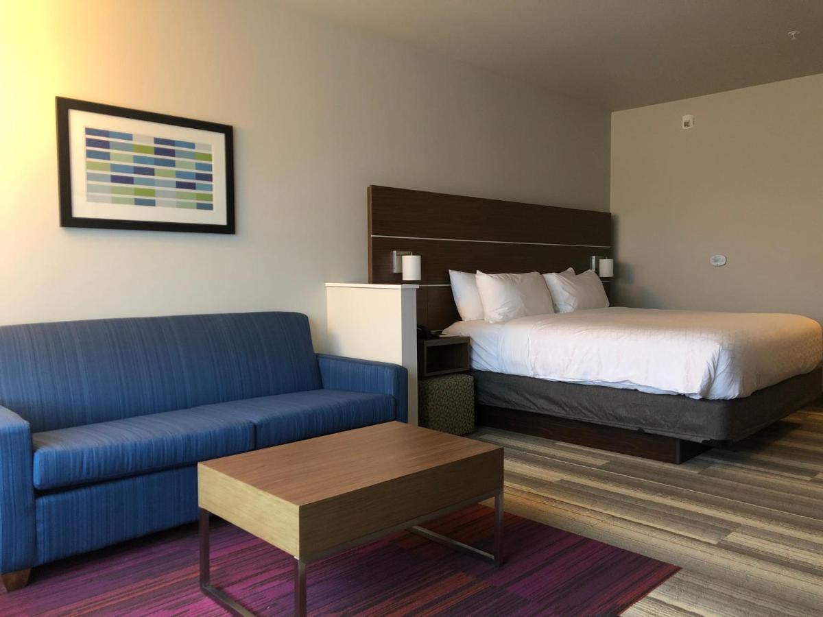 Holiday Inn Express & Suites - Madison West - Middleton By Ihg Dış mekan fotoğraf